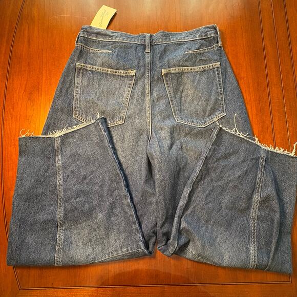 NWT Universal Thread Jeans Size 10 - Picture 4 of 6